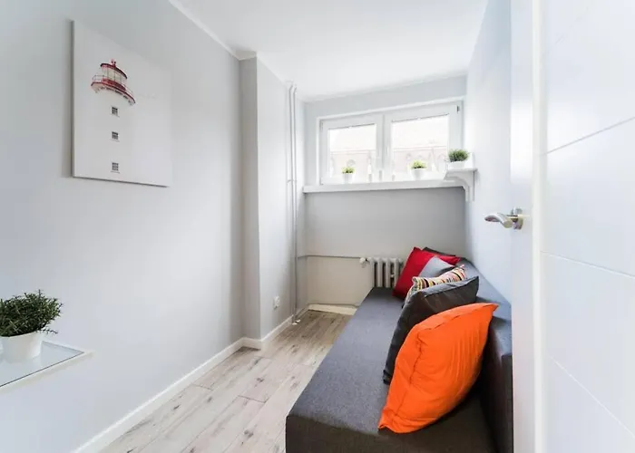 4 On Martket Square - View - 150 M Town Hall Apartman *